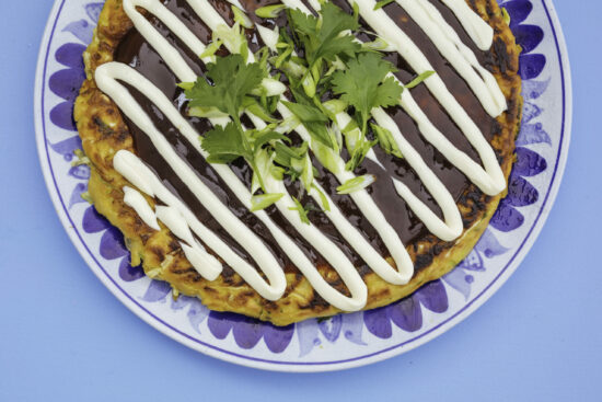 Okonomiyaki – japanilainen kaalipannukakku