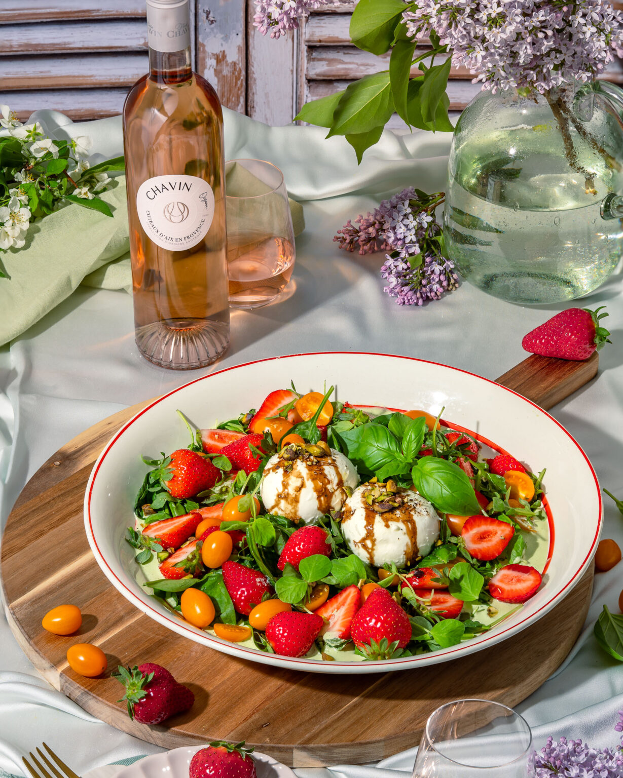 Kesäisen juhlapöydän tähdet: Chavin Coteaux d'Aix en Provence Rosé ...