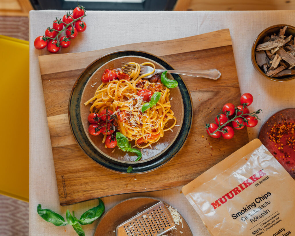 savustettu tomaattipasta